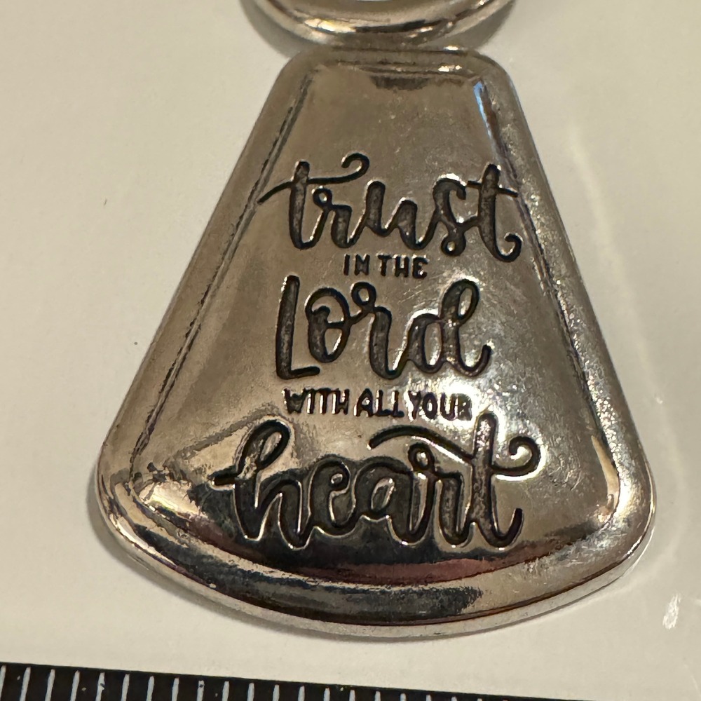Silver Tone Pendant Necklace Trust in the Lord with All Your Heart‎ Religious
